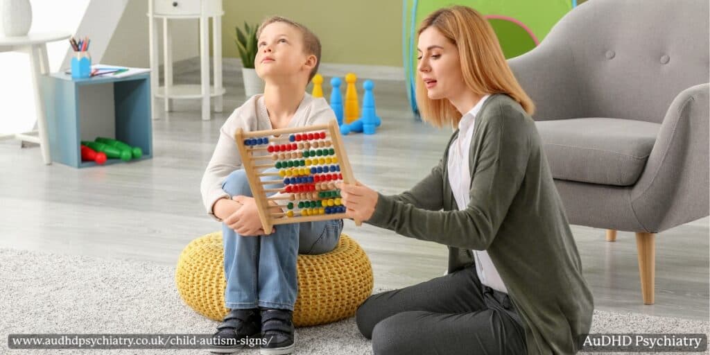 Child autism signs involving difficulty with focus and learning during structured activities